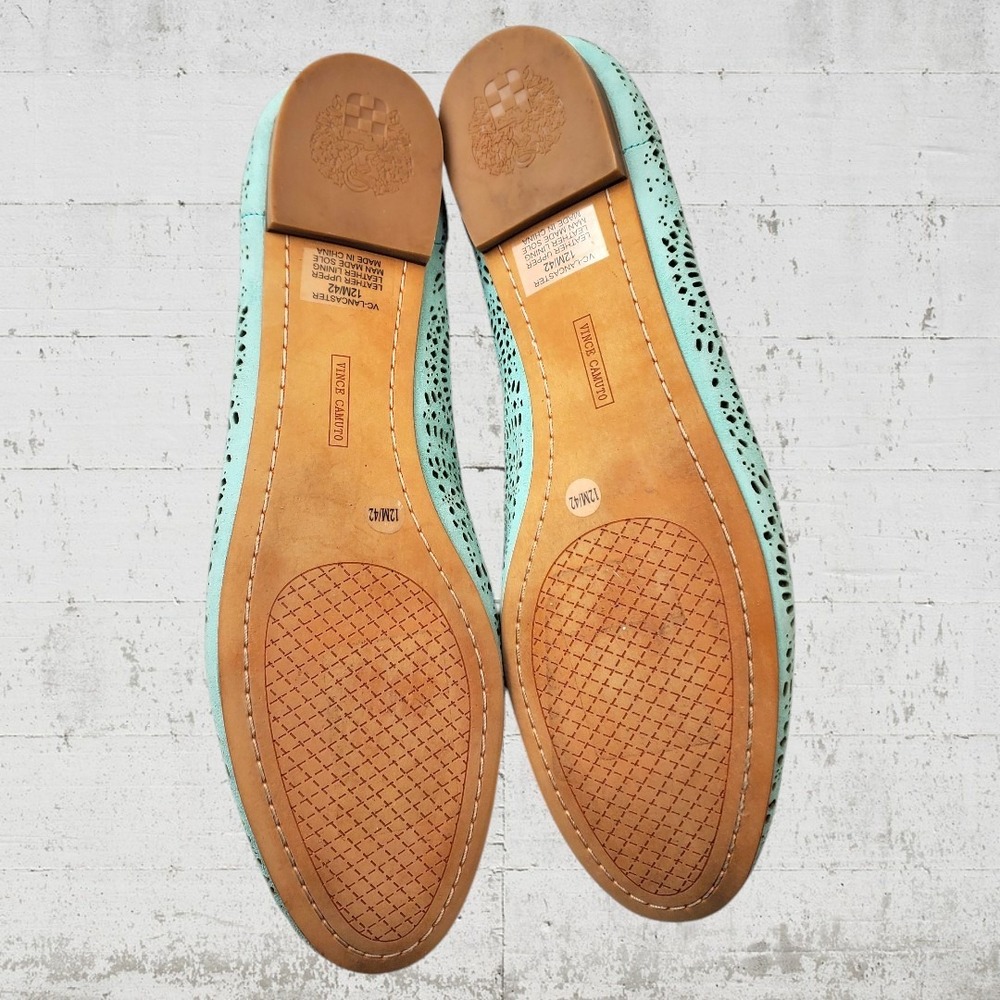 Vince Camuto Lancaster Mint Green Suede Perforated Pointed Toe Loafers Flats 12M - Picture 6 of 8